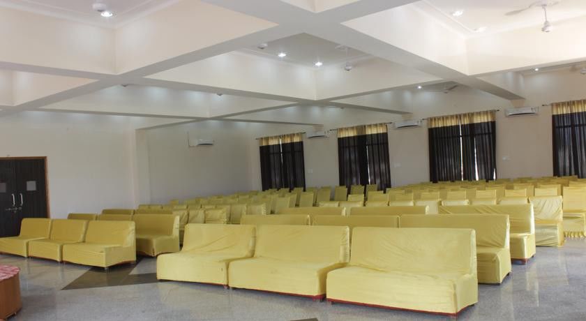 Geetanjali Hotel & Motel Bharatpur Bagian luar foto